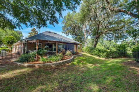 Tiny photo for 1443 E Conservancy Drive, Tallahassee, FL 32312 (MLS # 401015)