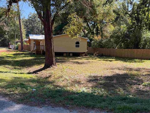 Tiny photo for 4011 Buster Road, Tallahassee, FL 32305 (MLS # 393460)