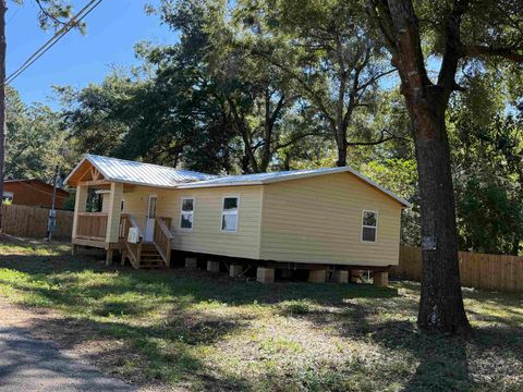 Photo of 4011 Buster Road, Tallahassee, FL 32305 (MLS # 393460)