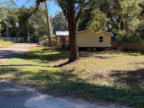 Tiny photo for 4011 Buster Road, Tallahassee, FL 32305 (MLS # 393460)