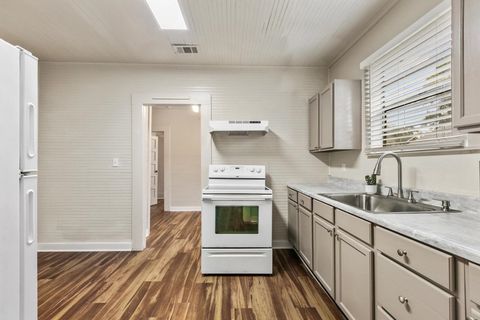 Tiny photo for 1618 BRANCH St #-, Tallahassee, FL 32303 (MLS # 398315)