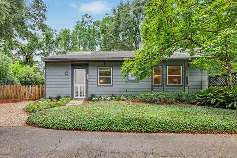 Photo of 1510 TWIN LAKES Circle #--, Tallahassee, FL 32311 (MLS # 402049)