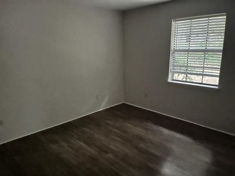 Tiny photo for 3369 Trafalgar Square #A, Tallahassee, FL 32301 (MLS # 397757)