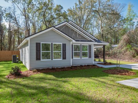 Tiny photo for 767 Wakulla Arran Road, Crawfordville, FL 32327 (MLS # 399306)