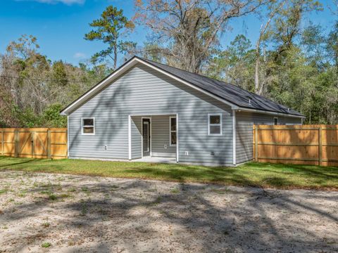 Tiny photo for 767 Wakulla Arran Road, Crawfordville, FL 32327 (MLS # 399306)