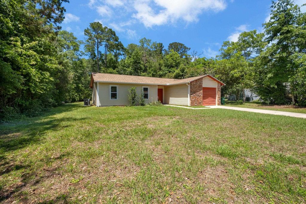 Photo of 224 China Doll Drive, Tallahassee, FL 32312 (MLS # 399927)