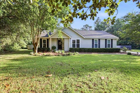Photo of 9127 Foxwood Dr DR, Tallahassee, FL 32309 (MLS # 401139)