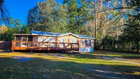 A home in Crawfordville