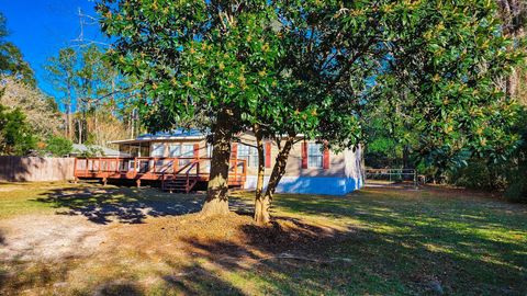 A home in Crawfordville