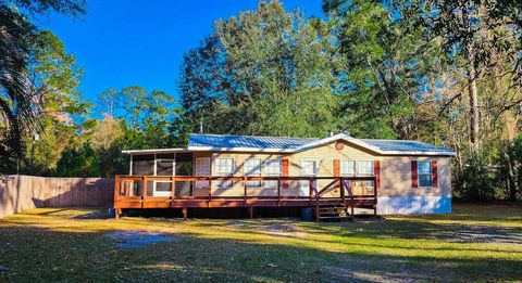 A home in Crawfordville