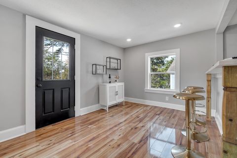 Tiny photo for 132 Oak Street, Tallahassee, FL 32301 (MLS # 391861)