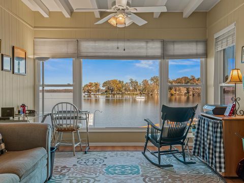 Tiny photo for 24272 Lanier Street, Tallahassee, FL 32310 (MLS # 393336)