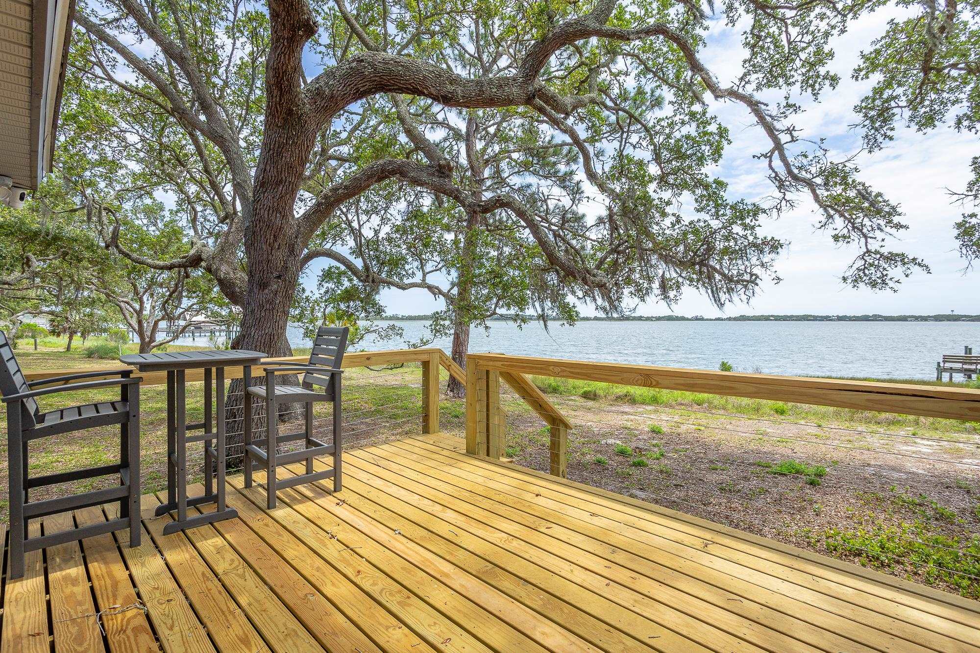 632 Mariner Circle