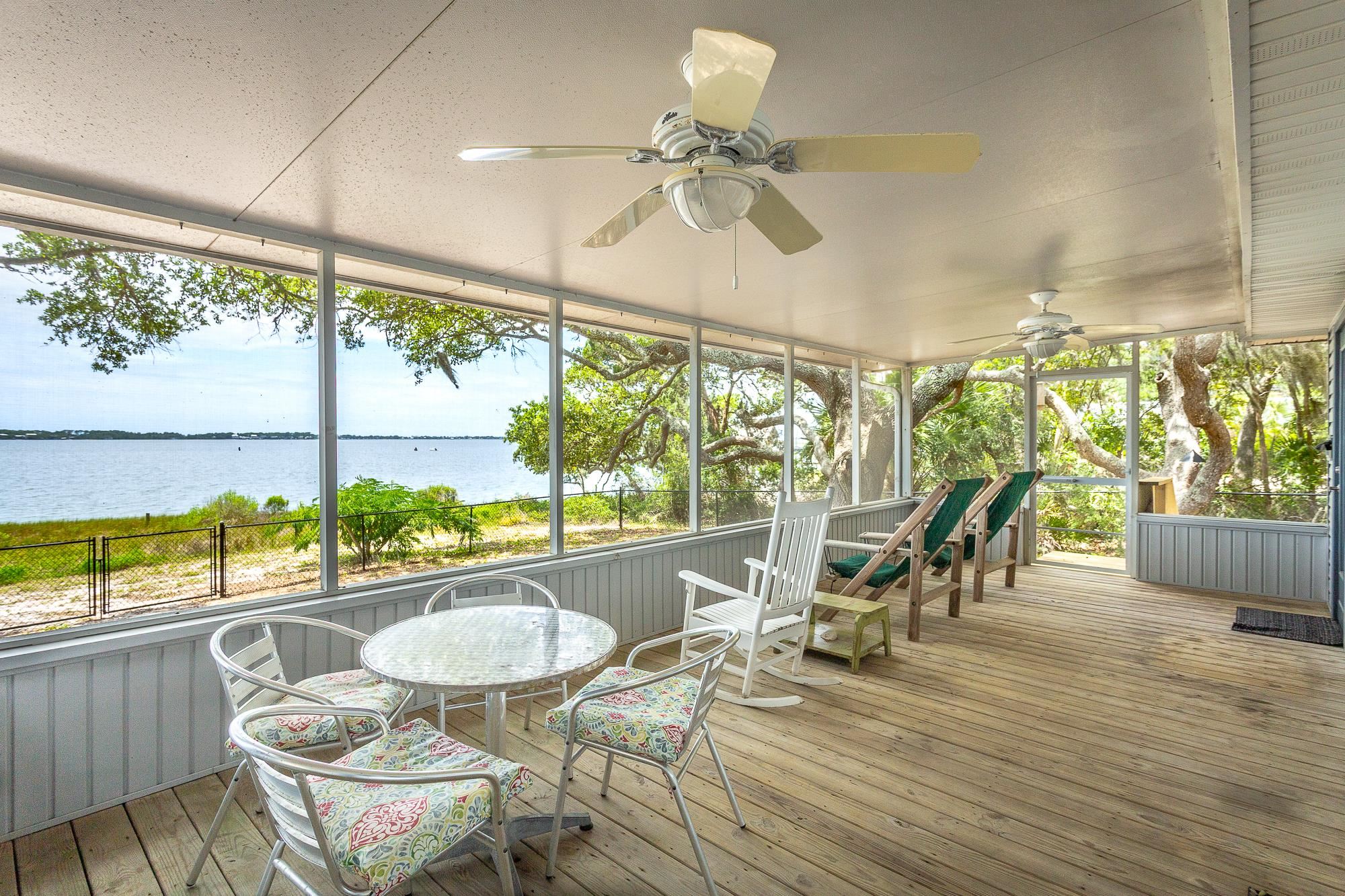 632 Mariner Circle