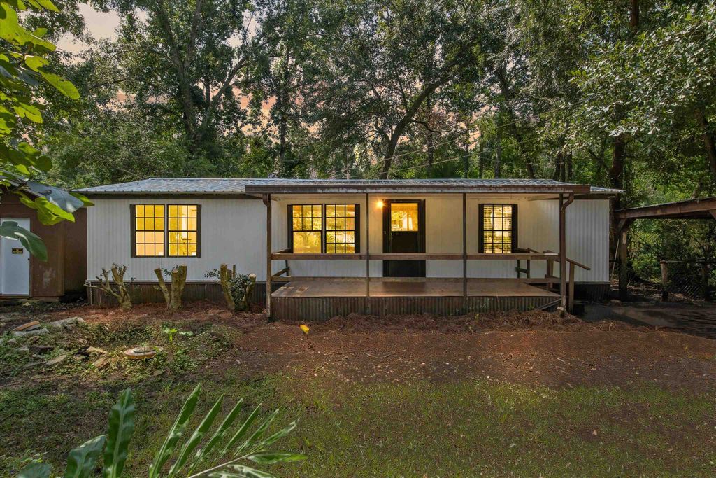 Photo of 3297 Connie Dr Dr, Tallahassee, FL 32311 (MLS # 390401)