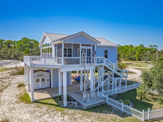 8 TARPON ST, PANACEA, FL 32346 - Image e1adaf1c6f3dc7b1ddb1165fdf4078f8/409772084