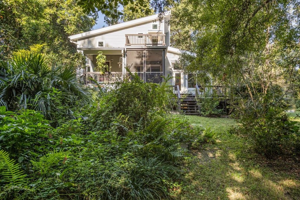 Photo of 2340 Moondance Trail, Tallahassee, FL 32311 (MLS # 392475)