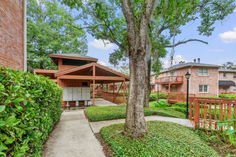 Tiny photo for 316 S Franklin Boulevard, Tallahassee, FL 32301 (MLS # 401069)