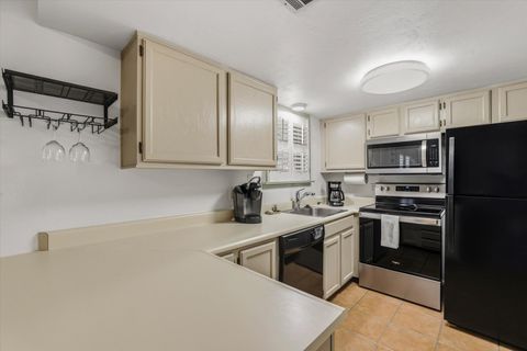 Tiny photo for 316 S Franklin Boulevard, Tallahassee, FL 32301 (MLS # 401069)
