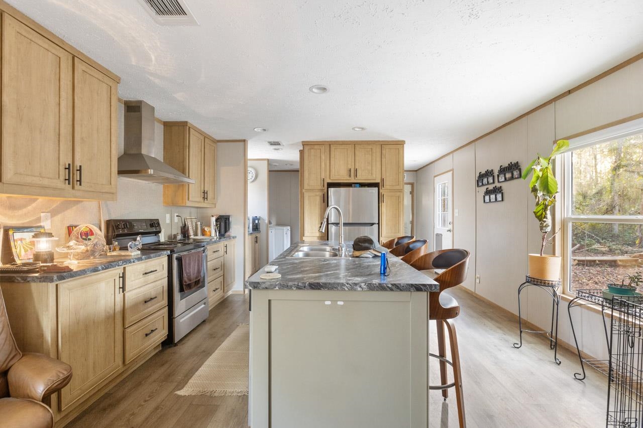 295 W J Hatchett Road