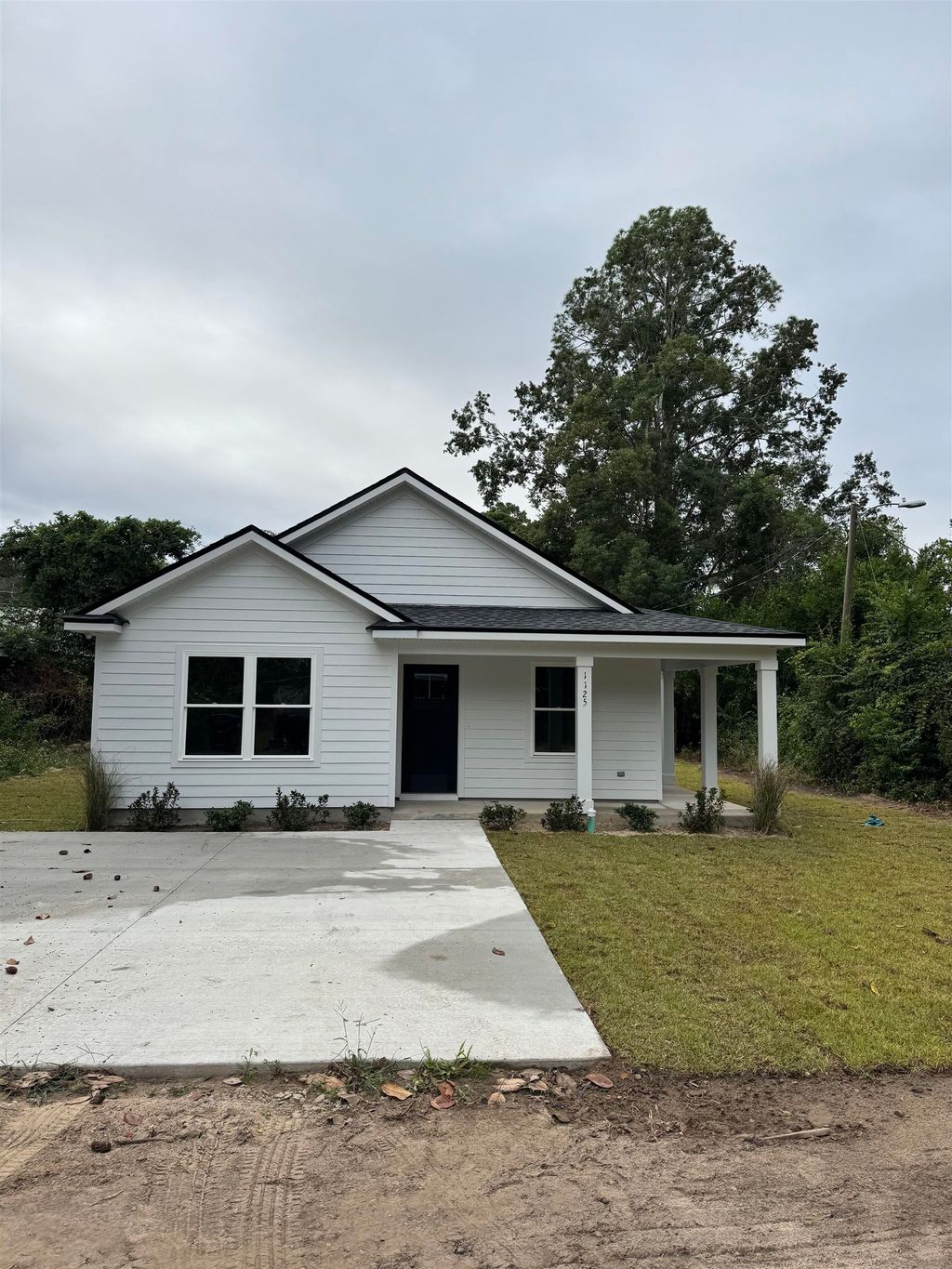 Photo of 1125 E Dogwood Street, Monticello, FL 32344 (MLS # 392005)