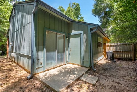 Tiny photo for 1085 Sutor Road, Tallahassee, FL 32311 (MLS # 401208)