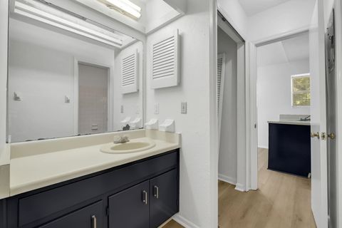 Tiny photo for 1085 Sutor Road, Tallahassee, FL 32311 (MLS # 401208)