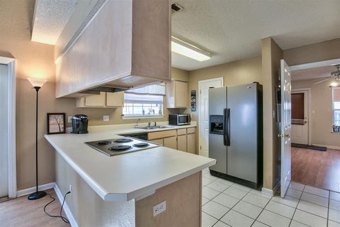 Tiny photo for 2506 Golden Park Lane, Tallahassee, FL 32303 (MLS # 396172)