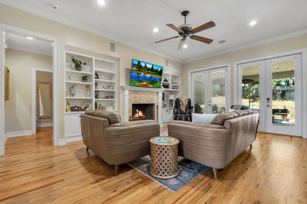 Photo of 4624 Forest Ridge Drive, Tallahassee, FL 32309 (MLS # 392071)