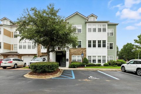 Photo of 2801 Chancellorsville Drive #237, Tallahassee, FL 32312 (MLS # 389289)