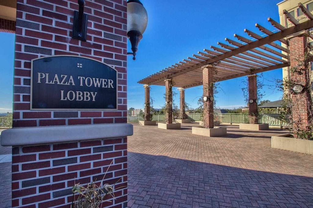 Photo of 300 S Duval Street #505, Tallahassee, FL 32301 (MLS # 397095)