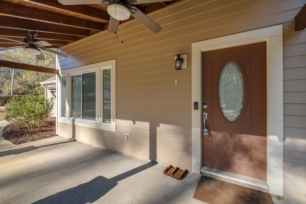 Photo of 6348 Count Fleet Trail, Tallahassee, FL 32309 (MLS # 395552)