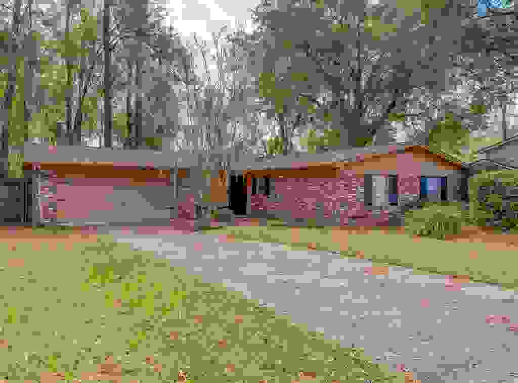 Photo of 307 Sweetbriar Drive, Tallahassee, FL 32312 (MLS # 402602)