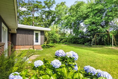 Tiny photo for 1102 SARASOTA Drive, Tallahassee, FL 32301 (MLS # 400630)