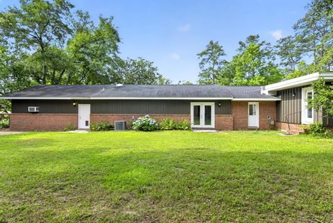 Tiny photo for 1102 SARASOTA Drive, Tallahassee, FL 32301 (MLS # 400630)
