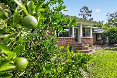 Tiny photo for 1102 SARASOTA Drive, Tallahassee, FL 32301 (MLS # 400630)