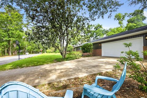 Tiny photo for 1102 SARASOTA Drive, Tallahassee, FL 32301 (MLS # 400630)