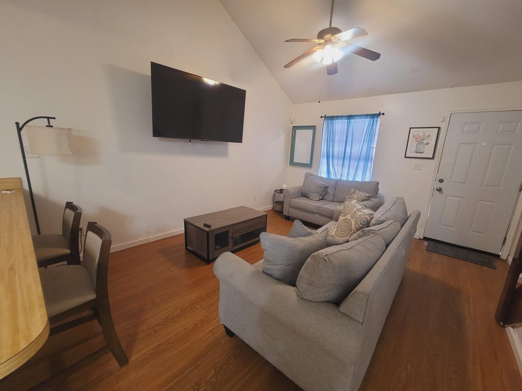 Photo of 1119 Ocala Road, Tallahassee, FL 32304 (MLS # 401842)
