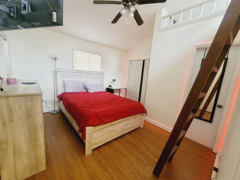 Tiny photo for 1119 Ocala Road, Tallahassee, FL 32304 (MLS # 401842)