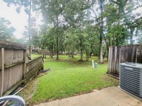 Tiny photo for 1119 Ocala Road, Tallahassee, FL 32304 (MLS # 401842)