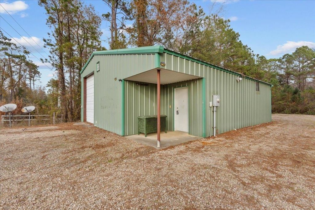 Photo of 4685 Waukeenah Highway, Monticello, FL 32344 (MLS # 394333)