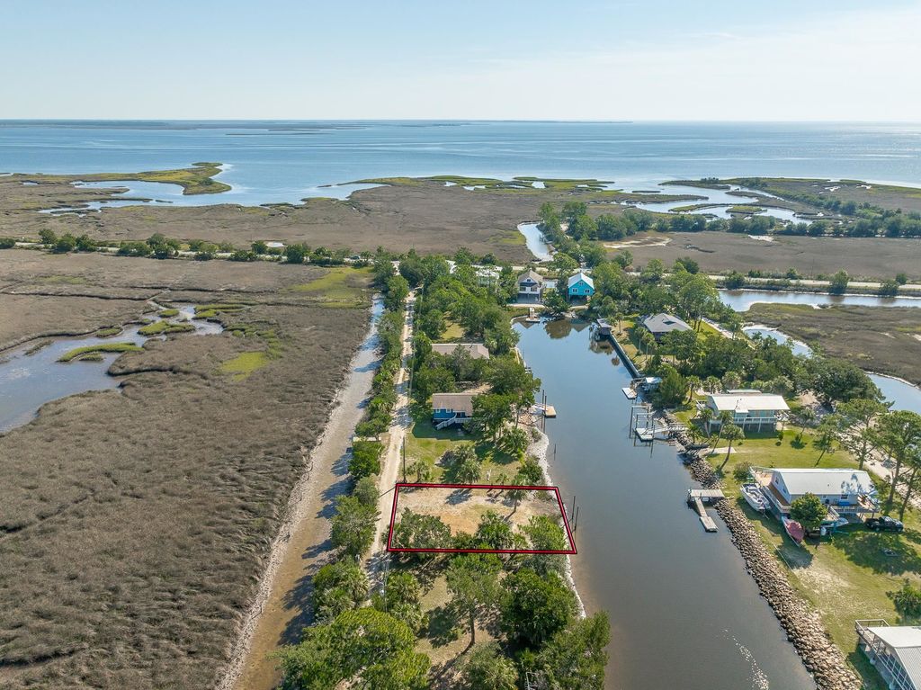 Photo of XX Creek Road, Crawfordville, FL 32327 (MLS # 397997)