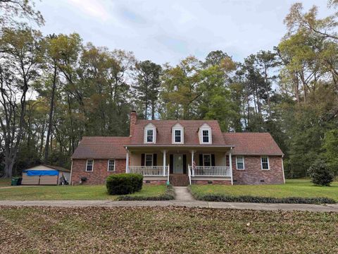 Photo of 8152 Queen Anna Drive, Tallahassee, FL 32317 (MLS # 397481)