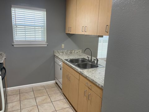 Tiny photo for 2719 W THARPE Street #37, Tallahassee, FL 32303 (MLS # 396801)