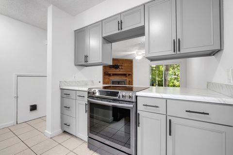 Tiny photo for 1846 Sylvan Court, Tallahassee, FL 32303 (MLS # 389808)