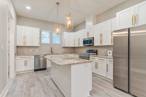 Tiny photo for 226 E BRADFORD Road #A & B, Tallahassee, FL 32303 (MLS # 394972)