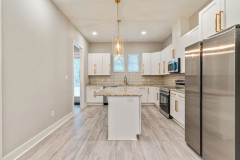 Tiny photo for 226 E BRADFORD Road #A & B, Tallahassee, FL 32303 (MLS # 394972)