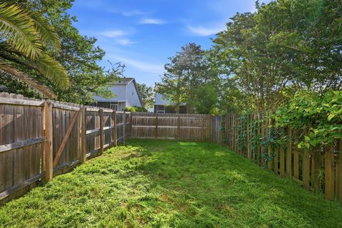 Tiny photo for 3076 Royal Palm Way, Tallahassee, FL 32309 (MLS # 399030)