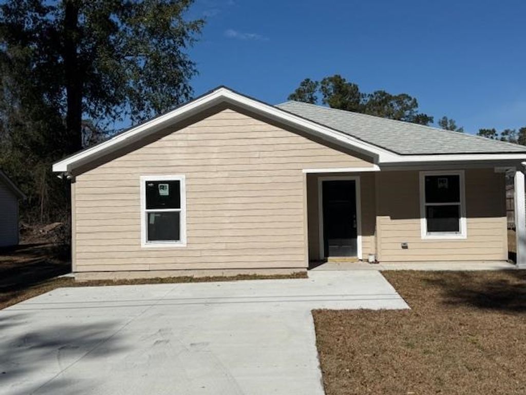 Photo of 20 Arapaho Trail, Crawfordville, FL 32327 (MLS # 395322)
