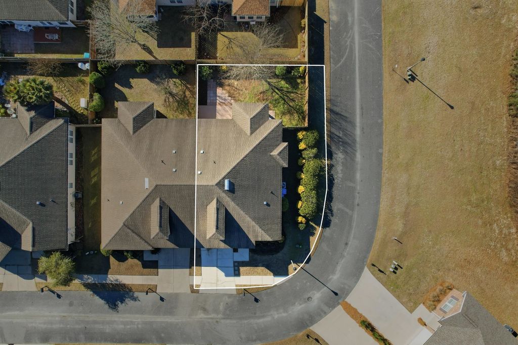 Photo of 53 Covington Circle, Crawfordville, FL 32327 (MLS # 395265)